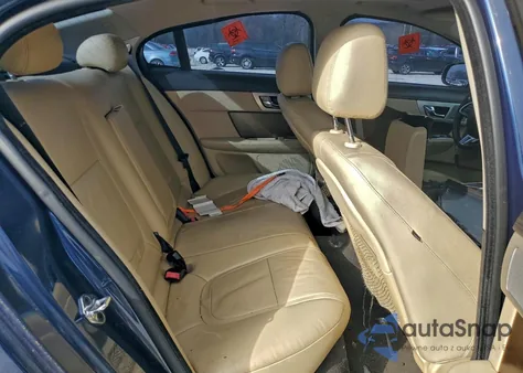 2013 Jaguar Xf z USA, uszkodzony, nr VIN SAJWJ0EF1D8S89290